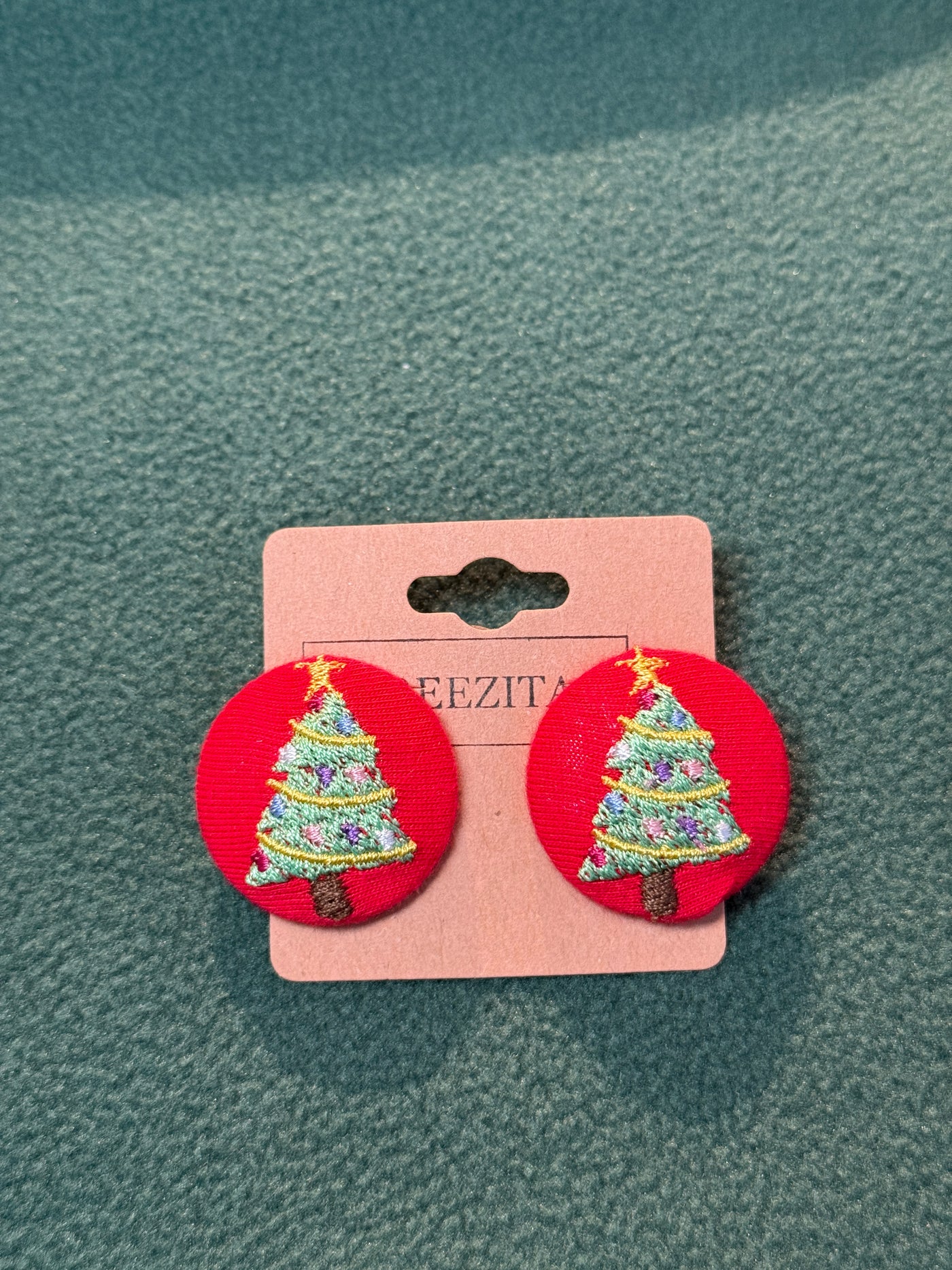 Christmas Tree Button Earrings | Breezita