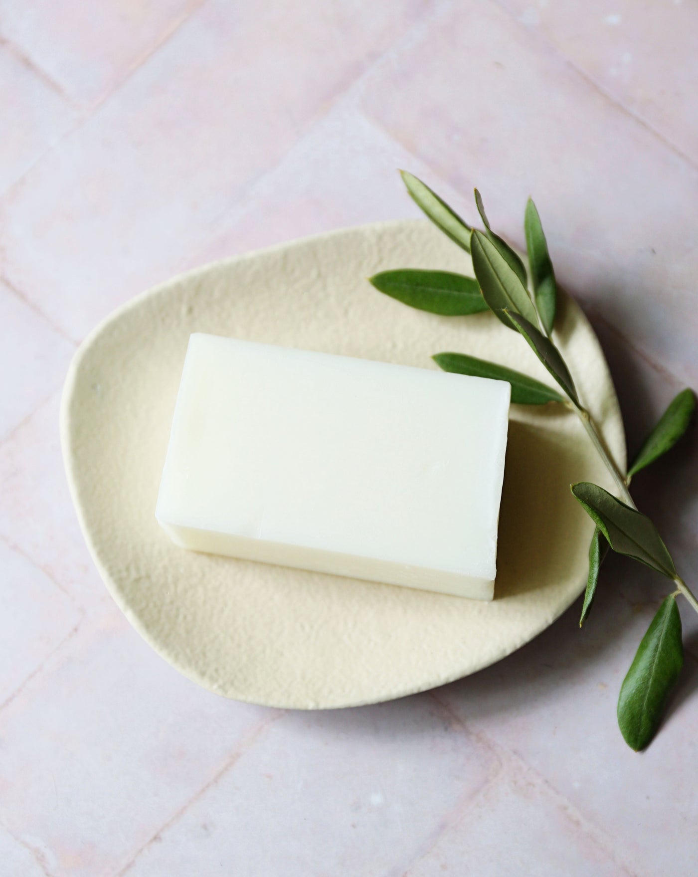 Lemongrass & Ginger Soap Bar | Max Benjamin