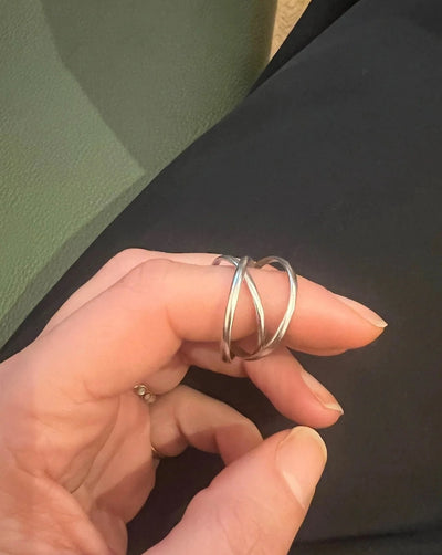 'Anya' Interlocking Ring All Silver